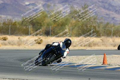 media/Jan-09-2022-SoCal Trackdays (Sun) [[2b1fec8404]]/Turn 6 (1035am)/